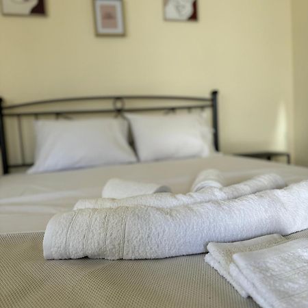 Airpoint Apartments Artemida  Bagian luar foto