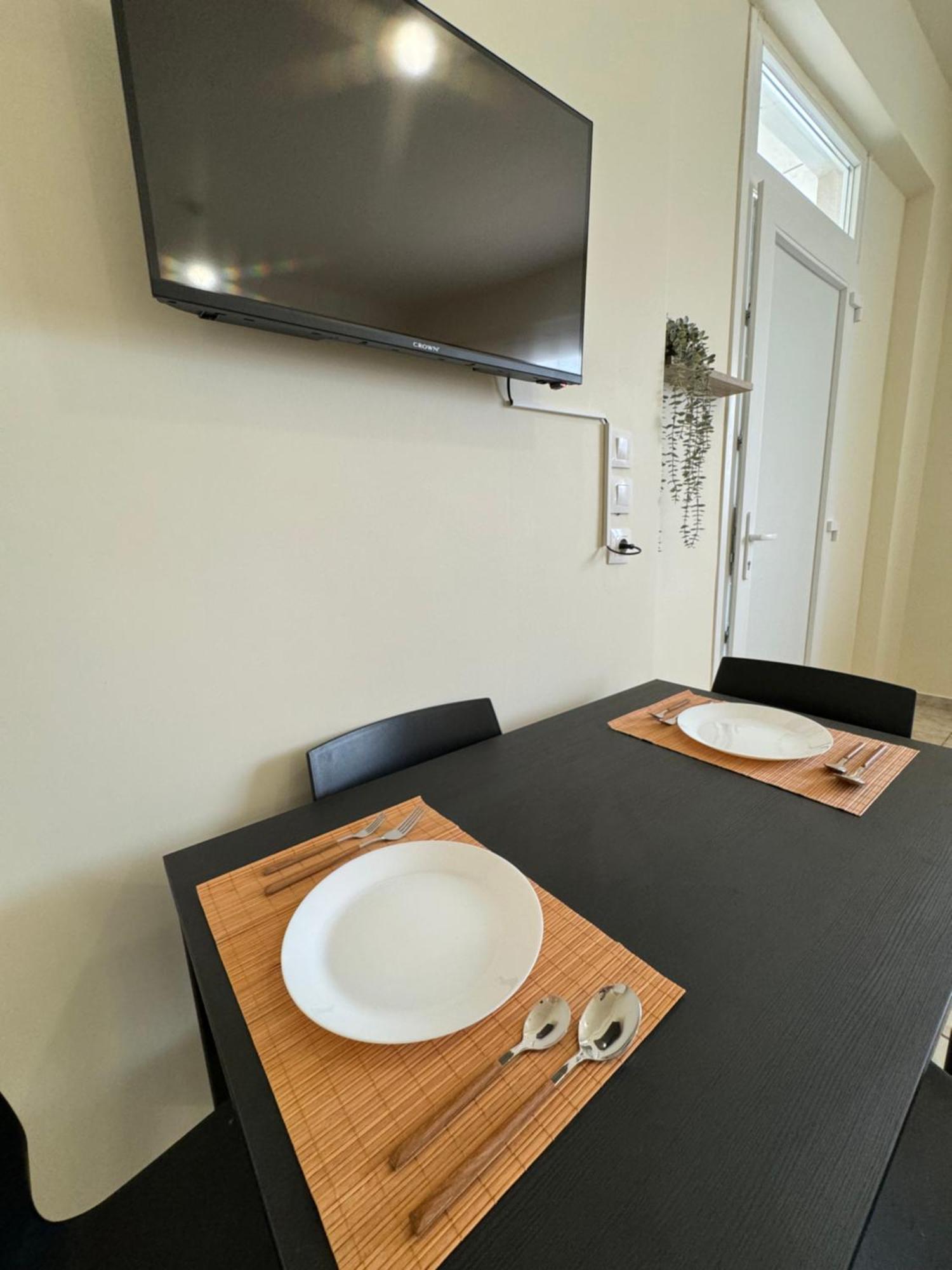Airpoint Apartments Artemida  Bagian luar foto